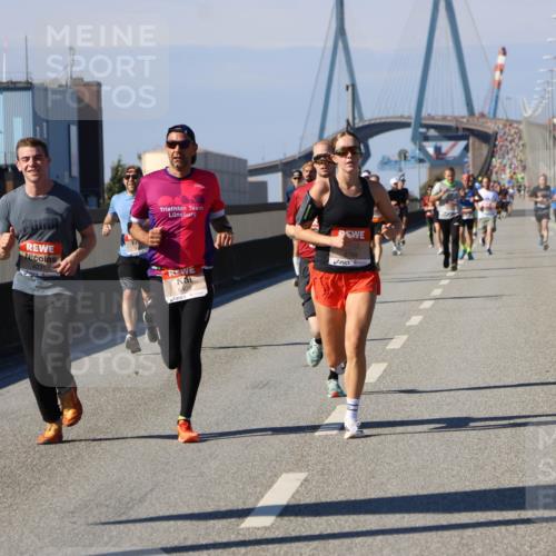 03.10.2025 - Köhlbrandbrückenlauf Strokosch-Dieckow http://msf.ph/oto/9113593 03.10.2025 12:43:48 Position 3 6769, 4231 meine-sportfotos.de