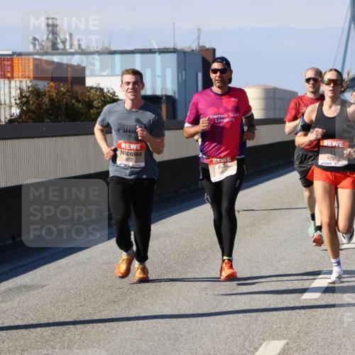 03.10.2025 - Köhlbrandbrückenlauf Strokosch-Dieckow http://msf.ph/oto/9113621 03.10.2025 12:43:49 Position 3 4231, 6408, 6769 meine-sportfotos.de