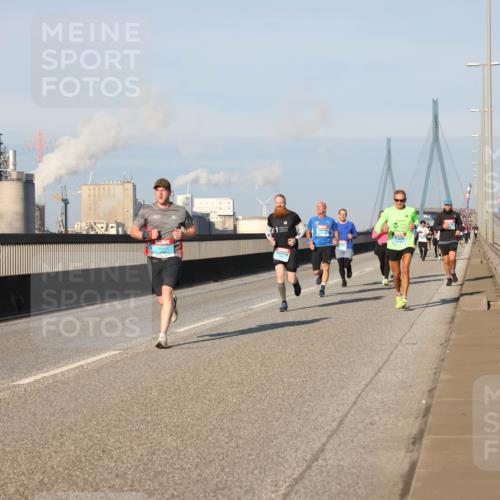 03.10.2025 - Köhlbrandbrückenlauf Lena Gebhardt http://msf.ph/oto/9113721 03.10.2025 09:42:53 Position 2  meine-sportfotos.de