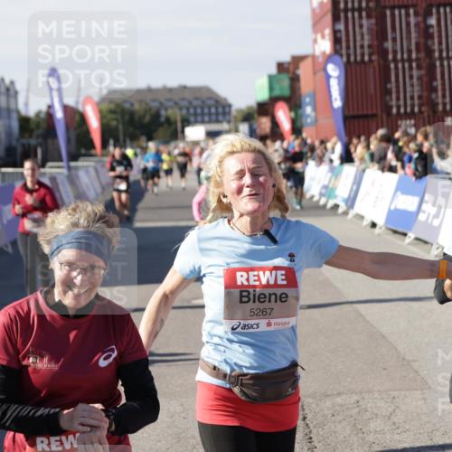 03.10.2025 - Köhlbrandbrückenlauf Jannik Wohlers http://msf.ph/oto/9113724 03.10.2025 13:31:54 Ziel 4415, 4416, 4842, 4902, 4935, 5267, 5463, 5817, 6103, 6297, 6452, 6736 meine-sportfotos.de