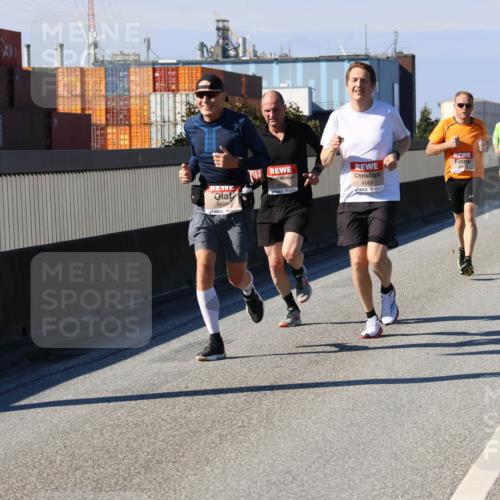 03.10.2025 - Köhlbrandbrückenlauf Strokosch-Dieckow http://msf.ph/oto/9113750 03.10.2025 12:44:00 Position 3 6629, 4068 meine-sportfotos.de