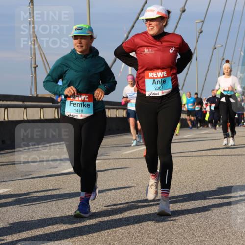 03.10.2025 - Köhlbrandbrückenlauf Strokosch-Dieckow http://msf.ph/oto/9113757 03.10.2025 09:48:15 Position 2 1418, 2061 meine-sportfotos.de