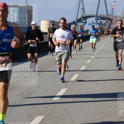 03.10.2025 - Köhlbrandbrückenlauf Strokosch-Dieckow http://msf.ph/oto/9113803 03.10.2025 12:44:06 Position 3 58, 5699 meine-sportfotos.de