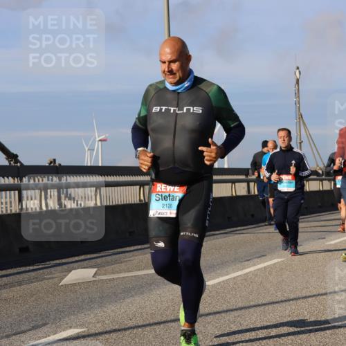 03.10.2025 - Köhlbrandbrückenlauf Strokosch-Dieckow http://msf.ph/oto/9113825 03.10.2025 09:48:27 Position 2 2126, 2150 meine-sportfotos.de