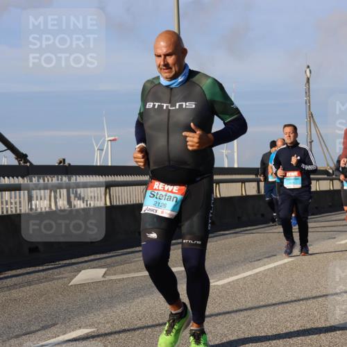 03.10.2025 - Köhlbrandbrückenlauf Strokosch-Dieckow http://msf.ph/oto/9113830 03.10.2025 09:48:27 Position 2 2126, 2150 meine-sportfotos.de
