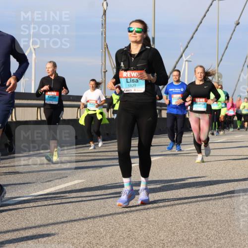 03.10.2025 - Köhlbrandbrückenlauf Strokosch-Dieckow http://msf.ph/oto/9113899 03.10.2025 09:48:33 Position 2 1514, 1439, 1829 meine-sportfotos.de