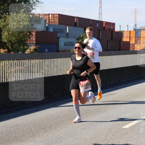 03.10.2025 - Köhlbrandbrückenlauf Strokosch-Dieckow http://msf.ph/oto/9113911 03.10.2025 12:44:16 Position 3 5898, 5960 meine-sportfotos.de