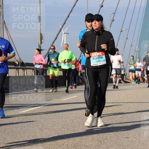 03.10.2025 - Köhlbrandbrückenlauf Strokosch-Dieckow http://msf.ph/oto/9113931 03.10.2025 09:48:35 Position 2 3445, 3326 meine-sportfotos.de