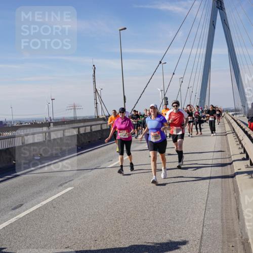 03.10.2025 - Köhlbrandbrückenlauf Michael Burmester http://msf.ph/oto/9113933 03.10.2025 12:55:37 Position 2  meine-sportfotos.de