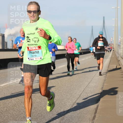 03.10.2025 - Köhlbrandbrückenlauf Lena Gebhardt http://msf.ph/oto/9113935 03.10.2025 09:42:57 Position 2 1079 meine-sportfotos.de
