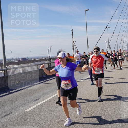 03.10.2025 - Köhlbrandbrückenlauf Michael Burmester http://msf.ph/oto/9113966 03.10.2025 12:55:39 Position 2 5716, 7 meine-sportfotos.de