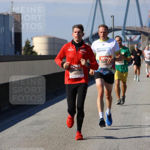 03.10.2025 - Köhlbrandbrückenlauf Strokosch-Dieckow http://msf.ph/oto/9113968 03.10.2025 12:44:27 Position 3 6152, 4076 meine-sportfotos.de