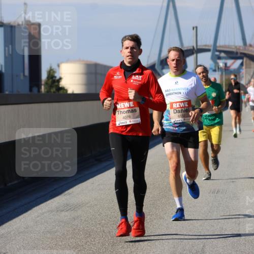03.10.2025 - Köhlbrandbrückenlauf Strokosch-Dieckow http://msf.ph/oto/9113978 03.10.2025 12:44:27 Position 3 4076, 6152 meine-sportfotos.de