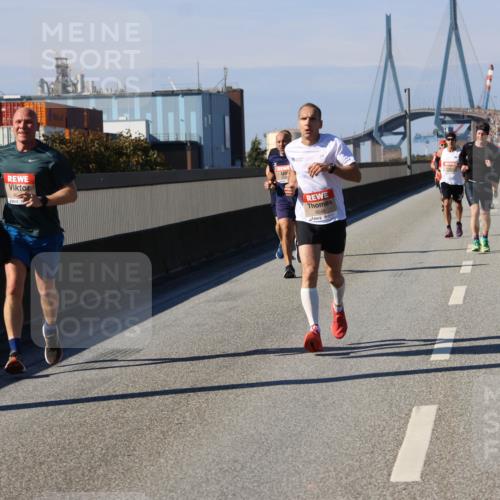 03.10.2025 - Köhlbrandbrückenlauf Strokosch-Dieckow http://msf.ph/oto/9114095 03.10.2025 12:44:42 Position 3 4046 meine-sportfotos.de