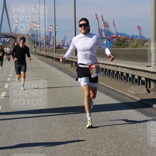 03.10.2025 - Köhlbrandbrückenlauf Strokosch-Dieckow http://msf.ph/oto/9114114 03.10.2025 12:44:44 Position 3 8, 6809 meine-sportfotos.de