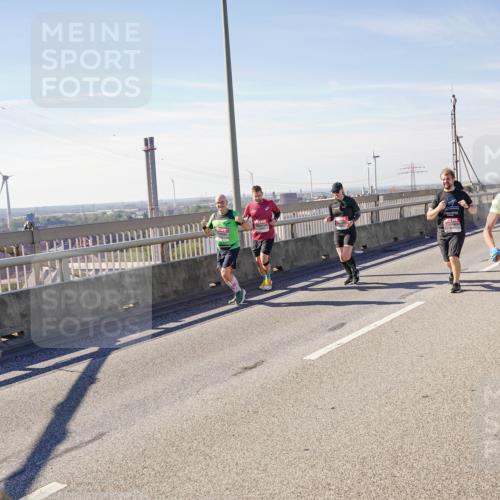 03.10.2025 - Köhlbrandbrückenlauf Michael Burmester http://msf.ph/oto/9114134 03.10.2025 12:55:46 Position 2 5180 meine-sportfotos.de