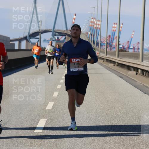03.10.2025 - Köhlbrandbrückenlauf Strokosch-Dieckow http://msf.ph/oto/9114236 03.10.2025 12:44:54 Position 3 6611, 4518 meine-sportfotos.de