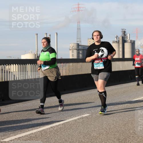 03.10.2025 - Köhlbrandbrückenlauf Lena Gebhardt http://msf.ph/oto/9114287 03.10.2025 10:17:30 Position 2 3195, 3370 meine-sportfotos.de