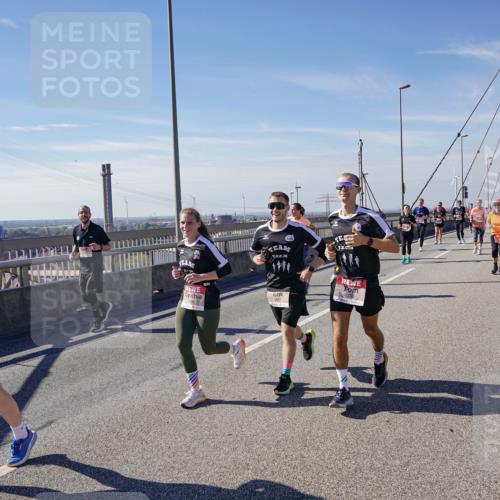 03.10.2025 - Köhlbrandbrückenlauf Michael Burmester http://msf.ph/oto/9114293 03.10.2025 12:55:53 Position 2 4338 meine-sportfotos.de