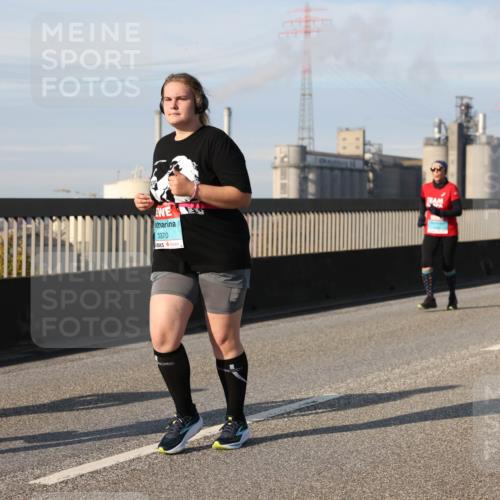 03.10.2025 - Köhlbrandbrückenlauf Lena Gebhardt http://msf.ph/oto/9114384 03.10.2025 10:17:31 Position 2 623, 3370 meine-sportfotos.de