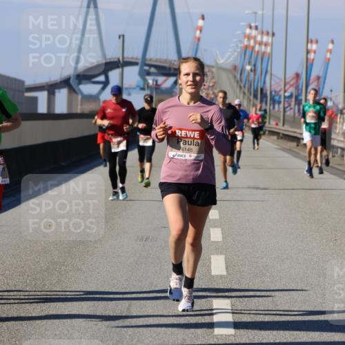 03.10.2025 - Köhlbrandbrückenlauf Strokosch-Dieckow http://msf.ph/oto/9114441 03.10.2025 12:45:27 Position 3 4148 meine-sportfotos.de