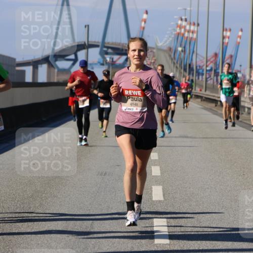 03.10.2025 - Köhlbrandbrückenlauf Strokosch-Dieckow http://msf.ph/oto/9114446 03.10.2025 12:45:27 Position 3 4148 meine-sportfotos.de