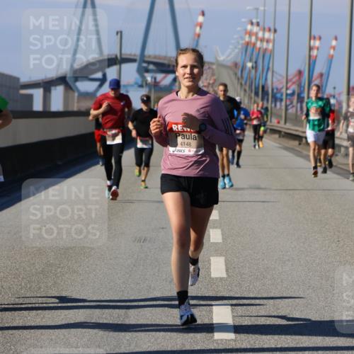 03.10.2025 - Köhlbrandbrückenlauf Strokosch-Dieckow http://msf.ph/oto/9114450 03.10.2025 12:45:27 Position 3 4148 meine-sportfotos.de