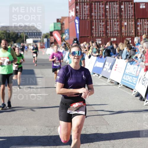 03.10.2025 - Köhlbrandbrückenlauf Jannik Wohlers http://msf.ph/oto/9114616 03.10.2025 13:01:58 Ziel 4025, 4118, 4162, 4206, 4258, 4543, 4907, 5692, 5703, 5718, 5739, 6235, 6461 meine-sportfotos.de