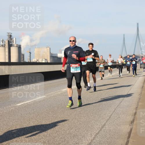 03.10.2025 - Köhlbrandbrückenlauf Lena Gebhardt http://msf.ph/oto/9114642 03.10.2025 09:43:18 Position 2 2820 meine-sportfotos.de