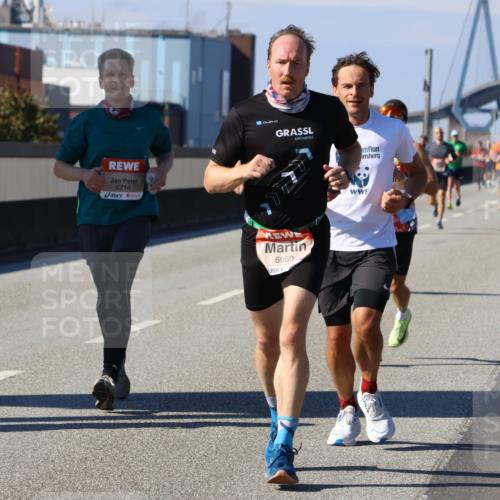 03.10.2025 - Köhlbrandbrückenlauf Strokosch-Dieckow http://msf.ph/oto/9114673 03.10.2025 12:46:08 Position 3 6714, 6060 meine-sportfotos.de