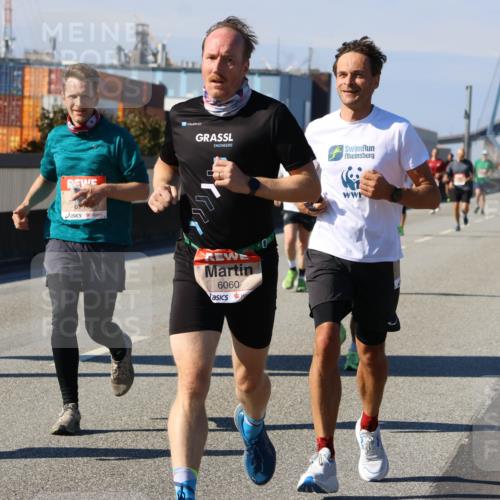03.10.2025 - Köhlbrandbrückenlauf Strokosch-Dieckow http://msf.ph/oto/9114687 03.10.2025 12:46:09 Position 3 671, 6060 meine-sportfotos.de