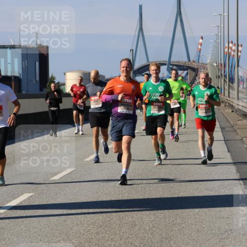 03.10.2025 - Köhlbrandbrückenlauf Strokosch-Dieckow http://msf.ph/oto/9114722 03.10.2025 12:46:17 Position 3 4074, 5955 meine-sportfotos.de