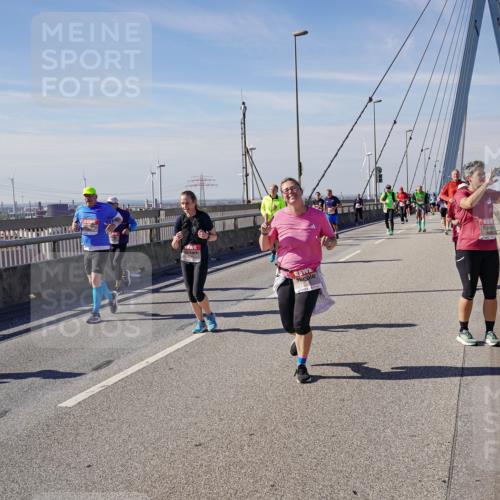 03.10.2025 - Köhlbrandbrückenlauf Michael Burmester http://msf.ph/oto/9114747 03.10.2025 12:56:14 Position 2 6039 meine-sportfotos.de