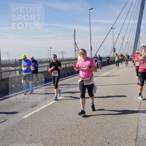 03.10.2025 - Köhlbrandbrückenlauf Michael Burmester http://msf.ph/oto/9114761 03.10.2025 12:56:14 Position 2  meine-sportfotos.de