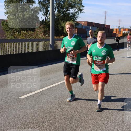 03.10.2025 - Köhlbrandbrückenlauf Strokosch-Dieckow http://msf.ph/oto/9114763 03.10.2025 12:46:23 Position 3 4371, 6493 meine-sportfotos.de