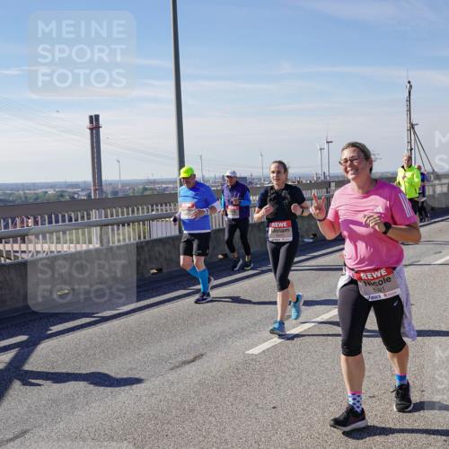03.10.2025 - Köhlbrandbrückenlauf Michael Burmester http://msf.ph/oto/9114769 03.10.2025 12:56:15 Position 2 5117, 5321 meine-sportfotos.de