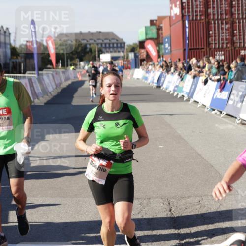 03.10.2025 - Köhlbrandbrückenlauf Jannik Wohlers http://msf.ph/oto/9114783 03.10.2025 13:02:01 Ziel 4025, 4118, 4162, 4206, 4258, 4543, 4907, 5692, 5703, 5718, 6032, 6235, 6461 meine-sportfotos.de