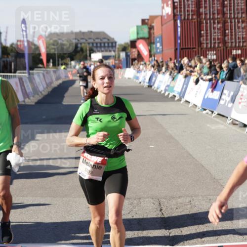 03.10.2025 - Köhlbrandbrückenlauf Jannik Wohlers http://msf.ph/oto/9114788 03.10.2025 13:02:01 Ziel 4025, 4118, 4162, 4206, 4258, 4543, 4907, 5692, 5703, 5718, 6032, 6235, 6461 meine-sportfotos.de