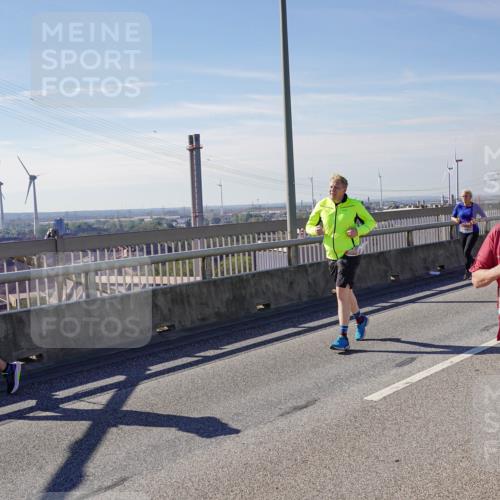 03.10.2025 - Köhlbrandbrückenlauf Michael Burmester http://msf.ph/oto/9114810 03.10.2025 12:56:18 Position 2 6808 meine-sportfotos.de