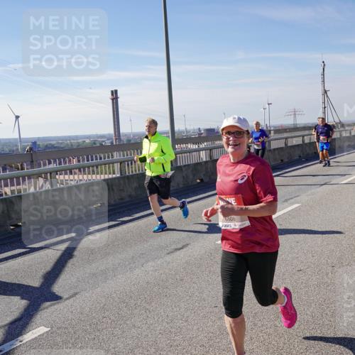 03.10.2025 - Köhlbrandbrückenlauf Michael Burmester http://msf.ph/oto/9114815 03.10.2025 12:56:18 Position 2 6808 meine-sportfotos.de