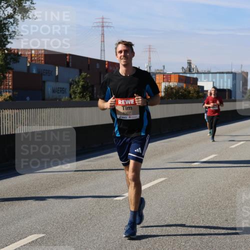 03.10.2025 - Köhlbrandbrückenlauf Strokosch-Dieckow http://msf.ph/oto/9114833 03.10.2025 12:46:33 Position 3 6307 meine-sportfotos.de