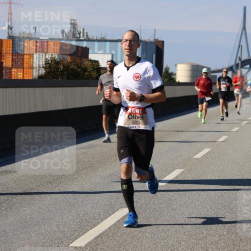 03.10.2025 - Köhlbrandbrückenlauf Strokosch-Dieckow http://msf.ph/oto/9114876 03.10.2025 12:46:43 Position 3 6203 meine-sportfotos.de