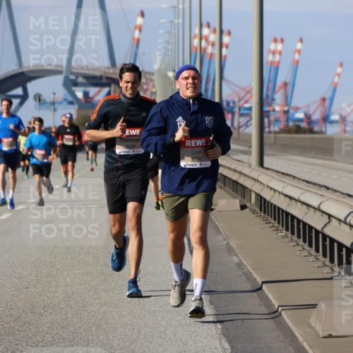 03.10.2025 - Köhlbrandbrückenlauf Strokosch-Dieckow http://msf.ph/oto/9114927 03.10.2025 12:46:55 Position 3 4039, 6798 meine-sportfotos.de