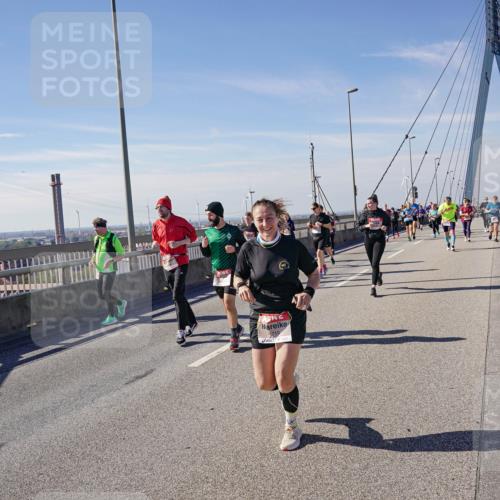 03.10.2025 - Köhlbrandbrückenlauf Michael Burmester http://msf.ph/oto/9114977 03.10.2025 12:56:27 Position 2  meine-sportfotos.de