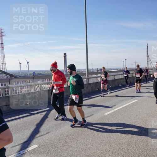 03.10.2025 - Köhlbrandbrückenlauf Michael Burmester http://msf.ph/oto/9114985 03.10.2025 12:56:28 Position 2  meine-sportfotos.de