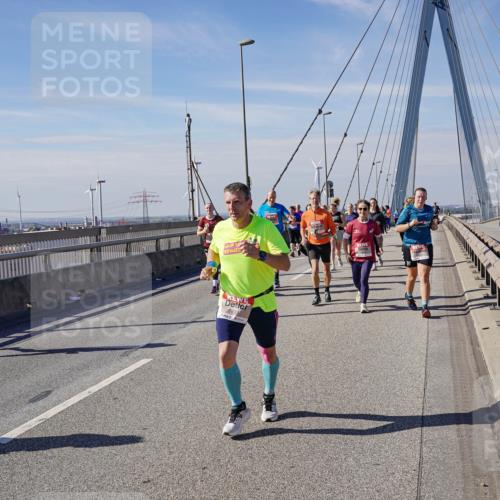 03.10.2025 - Köhlbrandbrückenlauf Michael Burmester http://msf.ph/oto/9115029 03.10.2025 12:56:31 Position 2 5933 meine-sportfotos.de