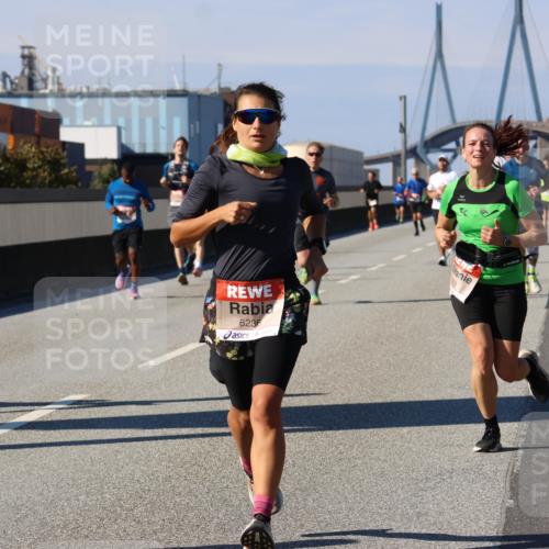 03.10.2025 - Köhlbrandbrückenlauf Strokosch-Dieckow http://msf.ph/oto/9115035 03.10.2025 12:47:19 Position 3 4292, 6236 meine-sportfotos.de