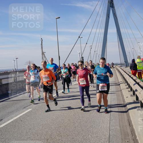 03.10.2025 - Köhlbrandbrückenlauf Michael Burmester http://msf.ph/oto/9115060 03.10.2025 12:56:33 Position 2 5169, 28, 18, 6440, 41 meine-sportfotos.de