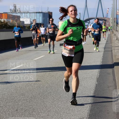 03.10.2025 - Köhlbrandbrückenlauf Strokosch-Dieckow http://msf.ph/oto/9115061 03.10.2025 12:47:20 Position 3 5703 meine-sportfotos.de