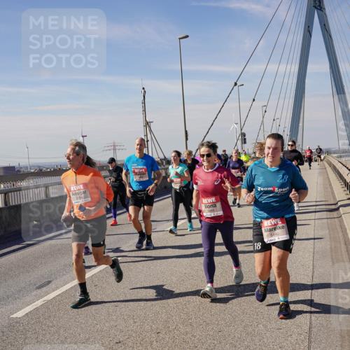 03.10.2025 - Köhlbrandbrückenlauf Michael Burmester http://msf.ph/oto/9115075 03.10.2025 12:56:34 Position 2 5169, 5949, 28, 18, 6440 meine-sportfotos.de